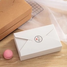 Προσαρμοσμένη συσκευασία λογότυπου Κραφτ χαρτί κουτί με γυαλιστερή / ματ στρώση